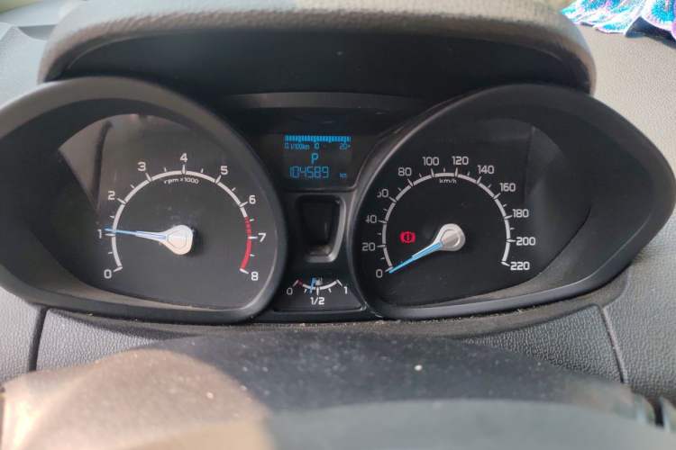 Used Ford EcoSport 2013 1.5L Automatic Fashion Model Instrument Cluster