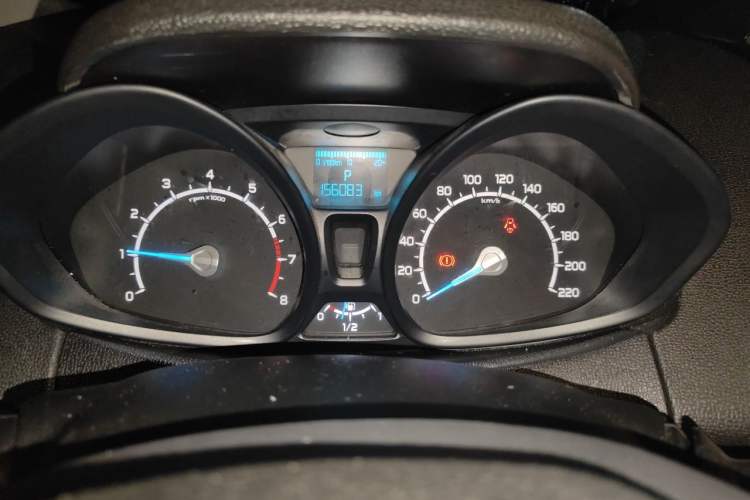Used Ford EcoSport 2013 1.5L Automatic Fashion Model Instrument Cluster