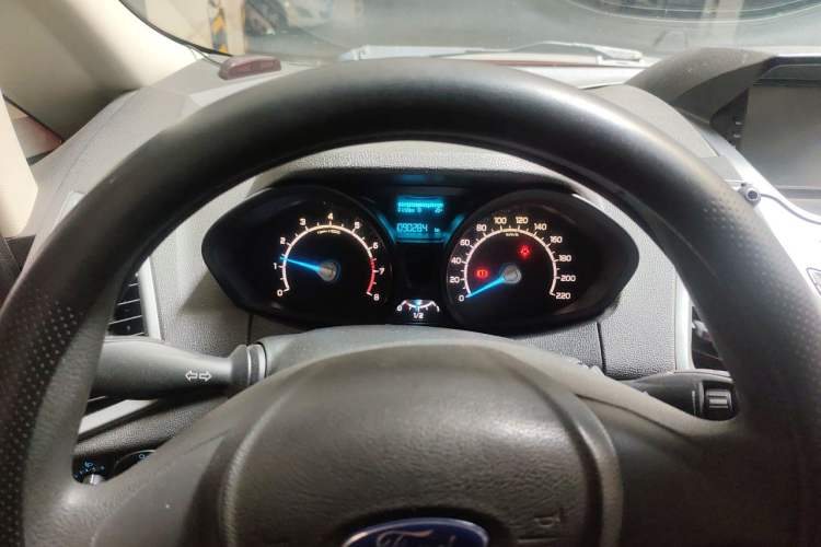 Used Ford EcoSport 2013 1.5L Manual Comfort Model Instrument Cluster