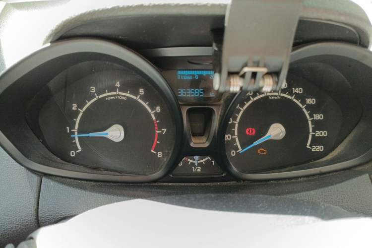 Used Ford EcoSport 2013 1.5L Manual Comfort Model Instrument Cluster