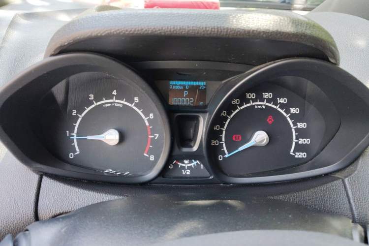 Used Ford EcoSport 2013 1.5L Automatic Fashion Model Instrument Cluster