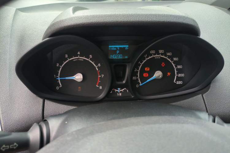 Used Ford EcoSport 2013 1.5L Automatic Fashion Model Instrument Cluster
