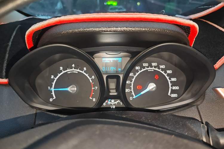 Used Ford EcoSport 2013 1.5L Manual Comfort Model Instrument Cluster