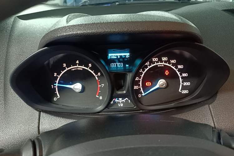 Used Ford EcoSport 2013 1.5L Manual Fashion Model Instrument Cluster