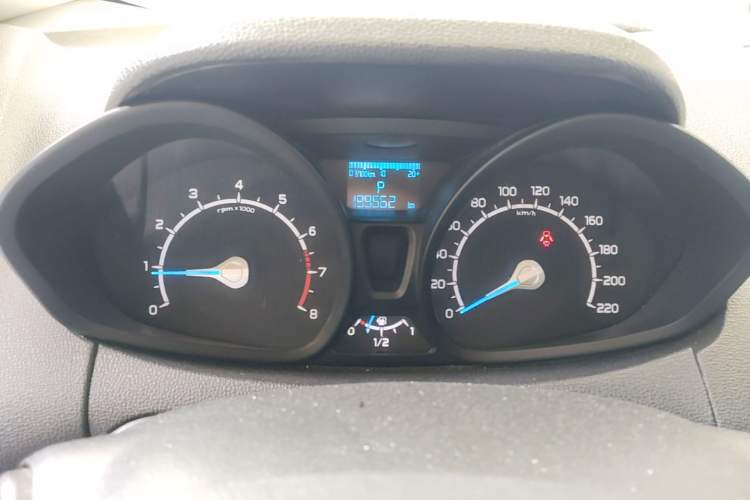 Used Ford EcoSport 2013 1.5L Automatic Fashion Model Instrument Cluster