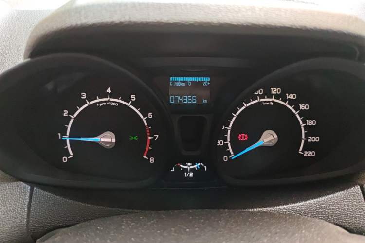 Used Ford EcoSport 2013 1.5L Manual Comfort Model Instrument Cluster