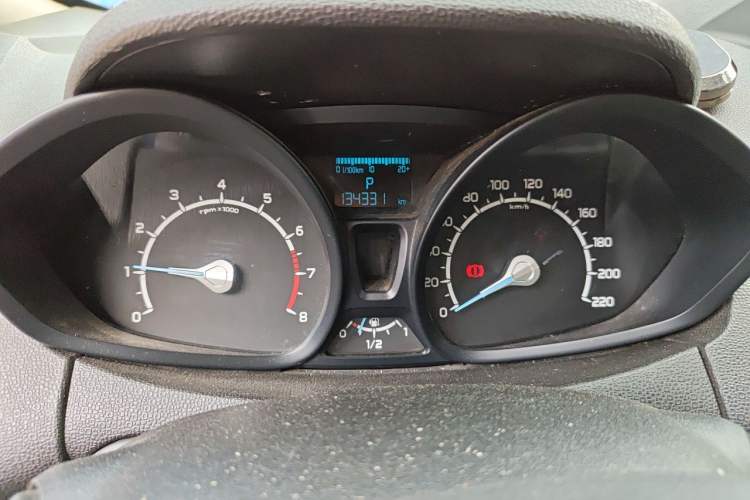 Used Ford EcoSport 2013 1.5L Automatic Fashion Model Instrument Cluster