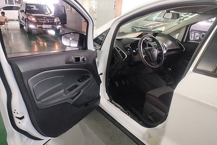 Used Ford EcoSport 2013 1.5L Manual Comfort Model Interior 1