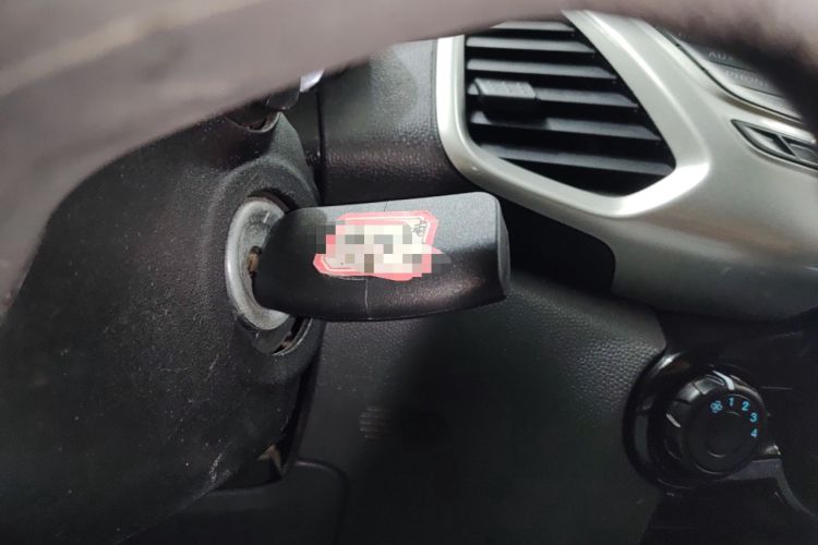Used Ford EcoSport 2013 1.5L Automatic Fashion Model Interior 1