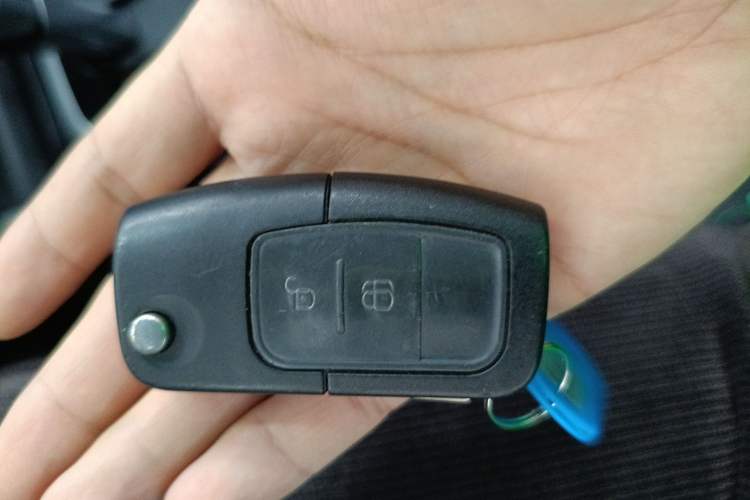 Used Ford EcoSport 2013 1.5L Automatic Fashion Model Interior 1