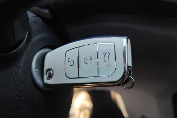 Used Ford EcoSport 2013 1.5L Automatic Fashion Model Interior 1