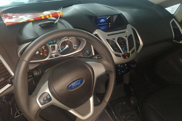 Used Ford EcoSport 2013 1.0L GTDi Manual Luxury Model Interior 2
