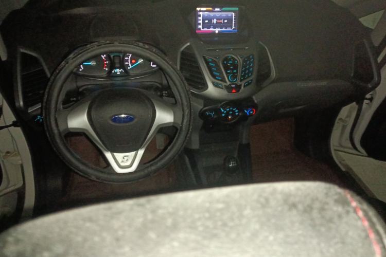 Used Ford EcoSport 2013 1.5L Manual Comfort Model Interior 2