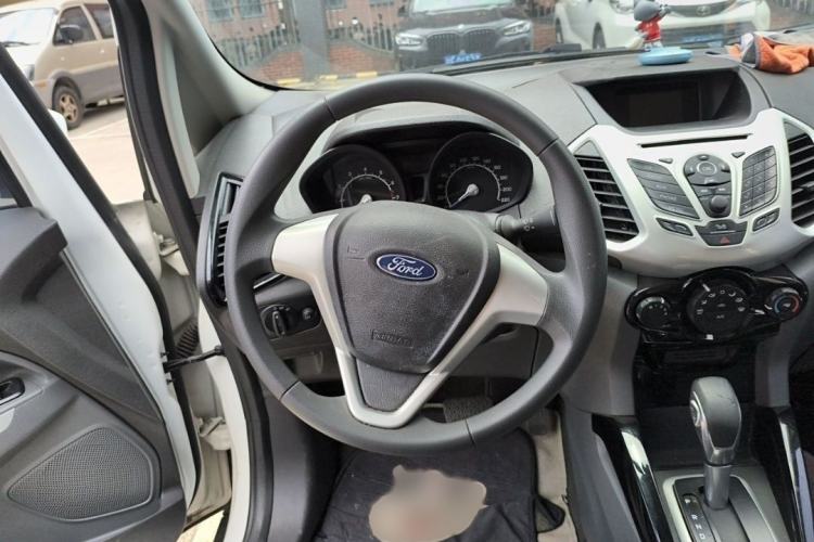 Used Ford EcoSport 2013 1.5L Automatic Fashion Model Interior 2