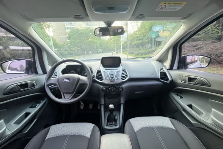 Used Ford EcoSport 2013 1.5L Manual Comfort Model Interior 3