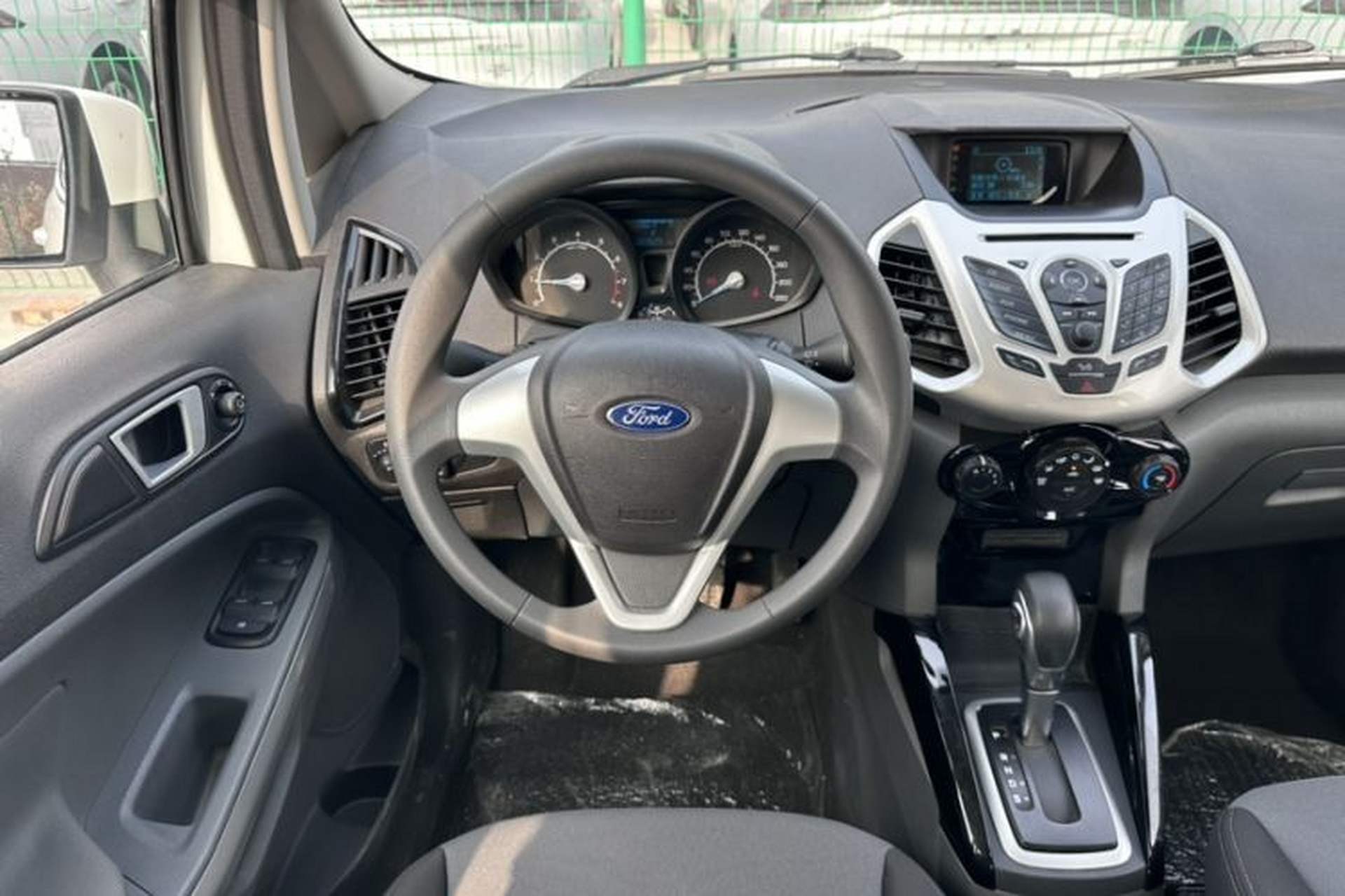 Used Ford EcoSport 2013 1.5L Automatic Fashion Model Interior 4