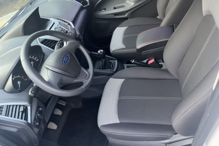 Used Ford EcoSport 2013 1.5L Manual Comfort Model Interior 5