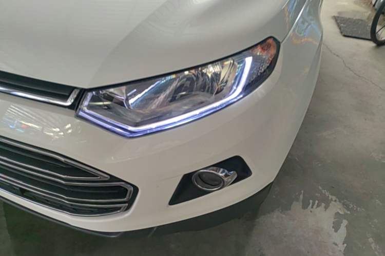 Used Ford EcoSport 2013 1.5L Automatic Prestige Model Left Front Headlight