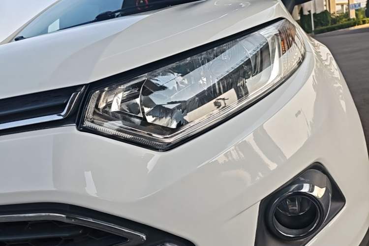 Used Ford EcoSport 2013 1.5L Automatic Prestige Model Left Front Headlight