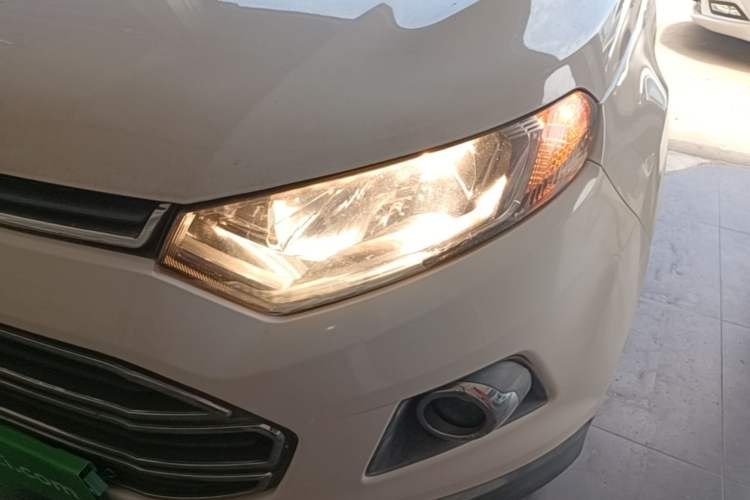 Used Ford EcoSport 2013 1.5L Automatic Prestige Model Left Front Headlight