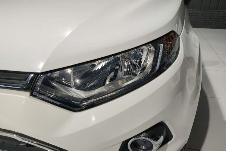 Used Ford EcoSport 2013 1.5L Automatic Prestige Model Left Front Headlight