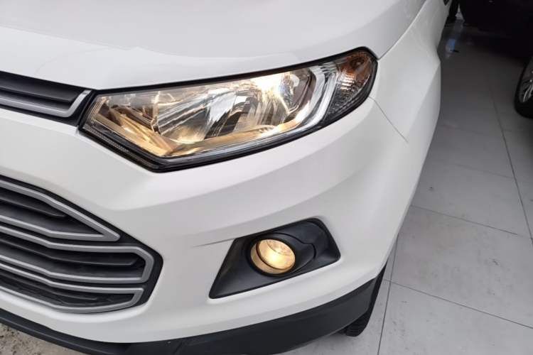 Used Ford EcoSport 2013 1.5L Automatic Fashion Model Left Front Headlight