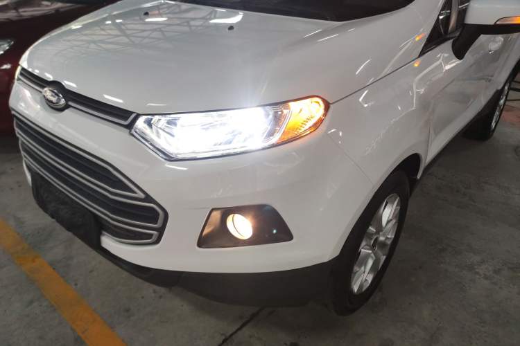 Used Ford EcoSport 2013 1.5L Automatic Fashion Model Left Front Headlight