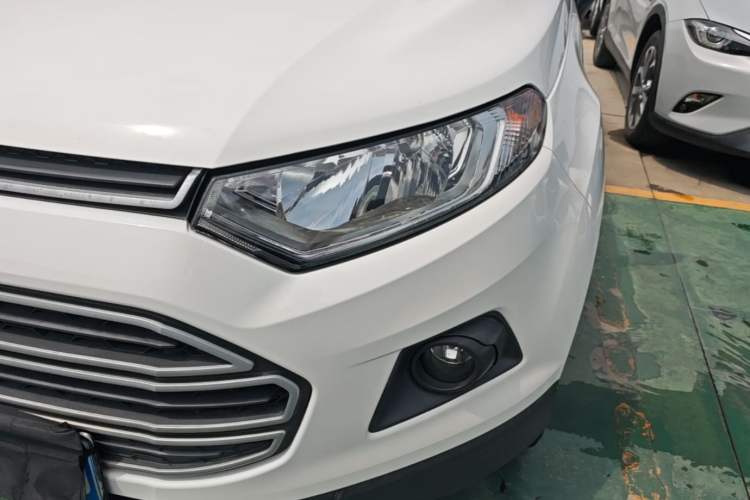 Used Ford EcoSport 2013 1.5L Manual Fashion Model Left Front Headlight