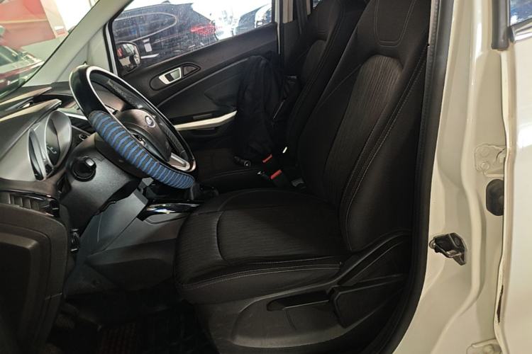 Used Ford EcoSport 2013 1.5L Manual Luxury Model Left Front Seat