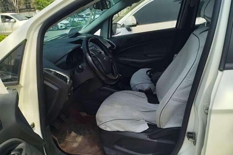 Used Ford EcoSport 2013 1.5L Manual Comfort Model Left Front Seat