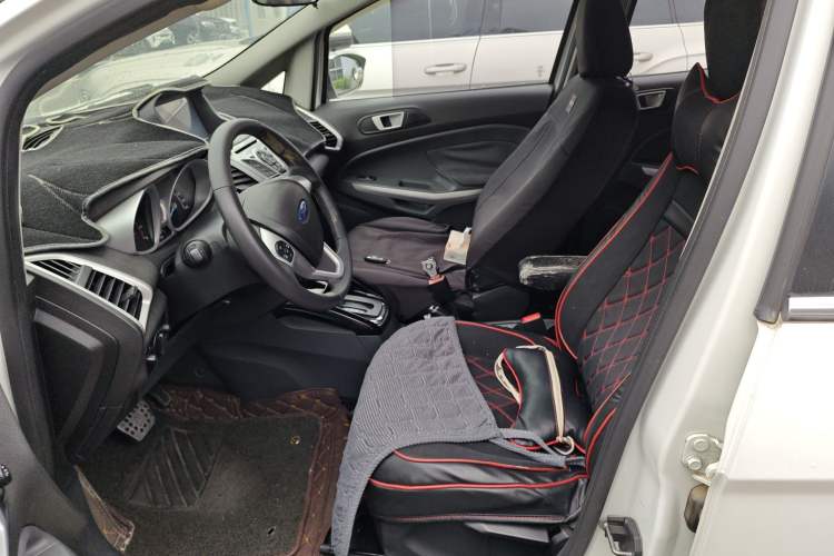 Used Ford EcoSport 2013 1.5L Automatic Fashion Model Left Front Seat