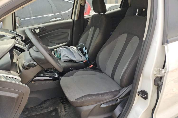 Used Ford EcoSport 2013 1.5L Automatic Fashion Model Left Front Seat