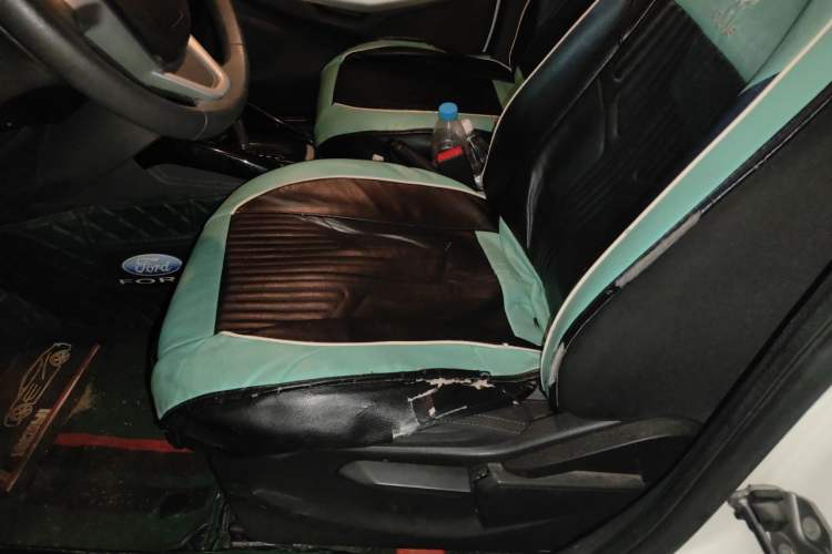 Used Ford EcoSport 2013 1.5L Automatic Fashion Model Left Front Seat