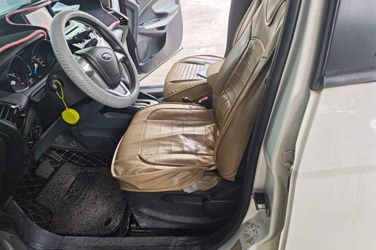 Used Ford EcoSport 2013 1.5L Automatic Fashion Model Left Front Seat