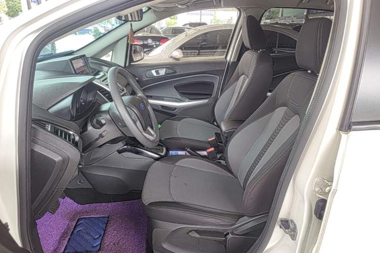 Used Ford EcoSport 2013 1.5L Automatic Fashion Model Left Front Seat
