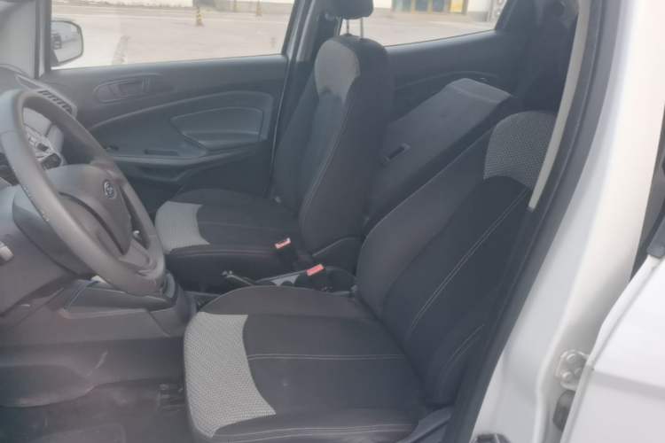 Used Ford EcoSport 2013 1.5L Manual Comfort Model Left Front Seat