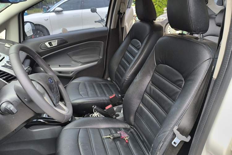 Used Ford EcoSport 2013 1.5L Automatic Fashion Model Left Front Seat