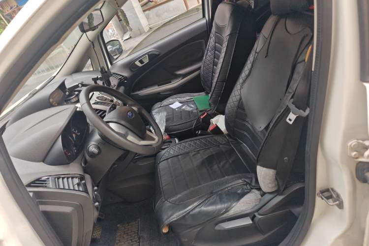 Used Ford EcoSport 2013 1.5L Automatic Fashion Model Left Front Seat