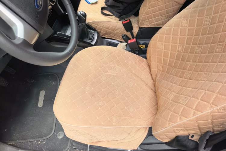 Used Ford EcoSport 2013 1.5L Manual Fashion Model Left Front Seat