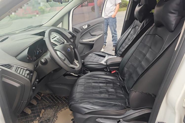 Used Ford EcoSport 2013 1.5L Manual Fashion Model Left Front Seat