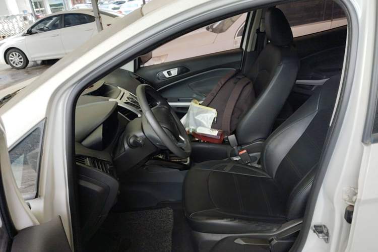 Used Ford EcoSport 2013 1.5L Automatic Fashion Model Left Front Seat