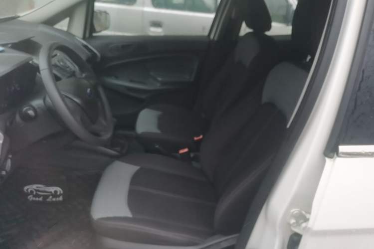 Used Ford EcoSport 2013 1.5L Manual Comfort Model Left Front Seat