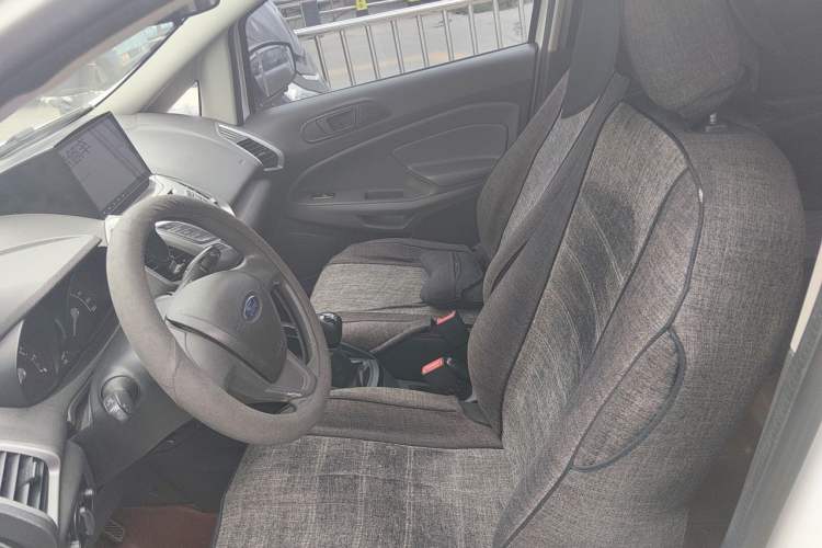 Used Ford EcoSport 2013 1.5L Manual Comfort Model Left Front Seat