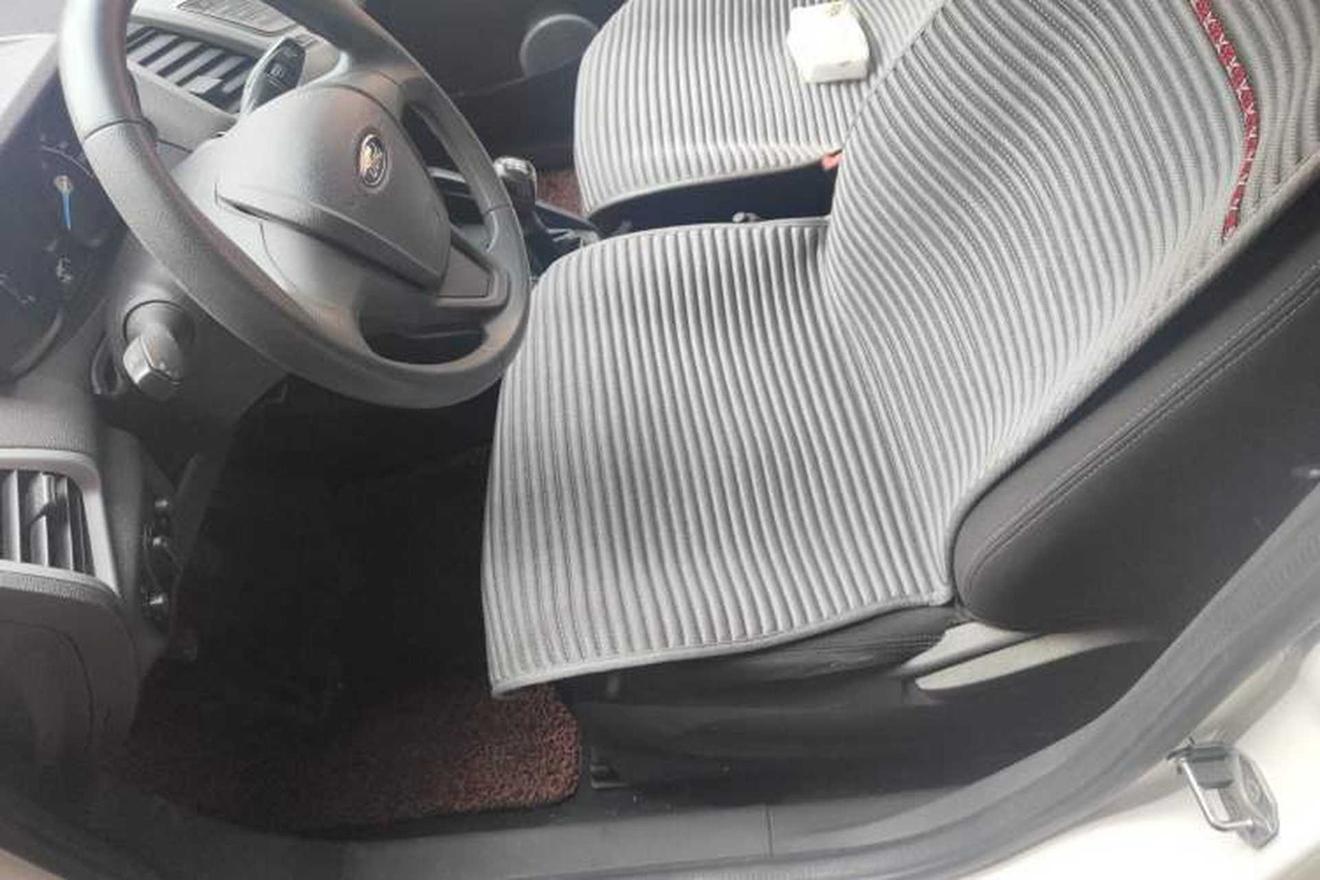 Used Ford EcoSport 2013 1.5L Manual Comfort Model Left Front Seat