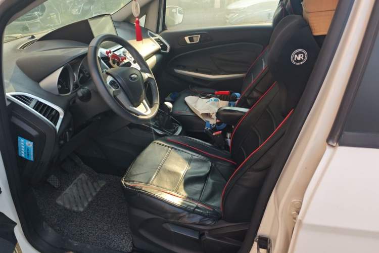 Used Ford EcoSport 2013 1.5L Manual Luxury Model Left Front Seat