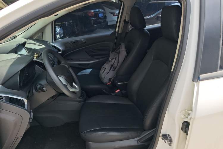Used Ford EcoSport 2013 1.5L Manual Comfort Model Left Front Seat