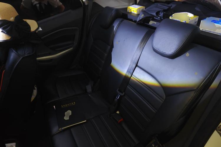Used Ford EcoSport 2013 1.5L Automatic Fashion Model Left Rear Seat