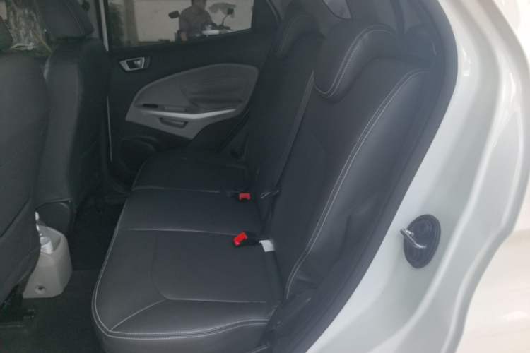 Used Ford EcoSport 2013 1.5L Automatic Fashion Model Left Rear Seat