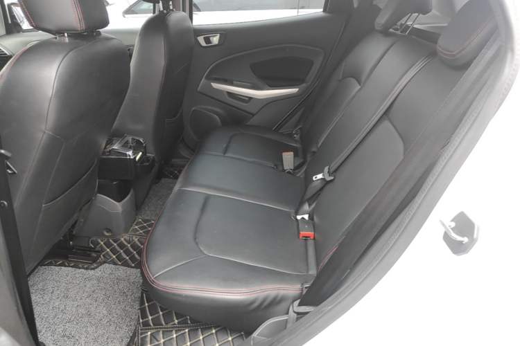 Used Ford EcoSport 2013 1.5L Automatic Fashion Model Left Rear Seat