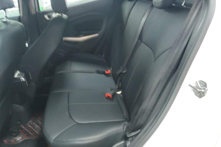 Used Ford EcoSport 2013 1.5L Automatic Fashion Model Left Rear Seat
